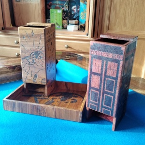 **Customizable 8-Inch Dice Towers for Consistent Gameplay**